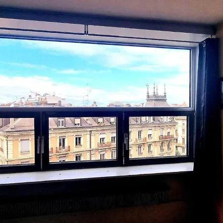 Very Bright In The Center Of The Appartement *