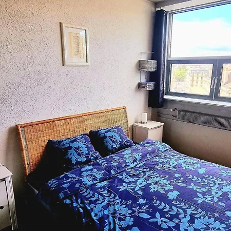 Apartment Very Bright In The Center Of The