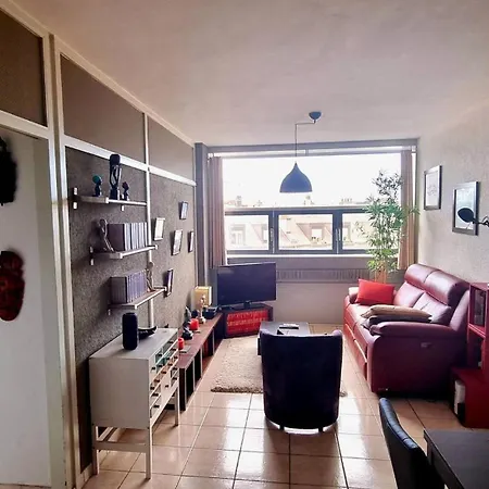 Appartement Very Bright In The Center Of The *